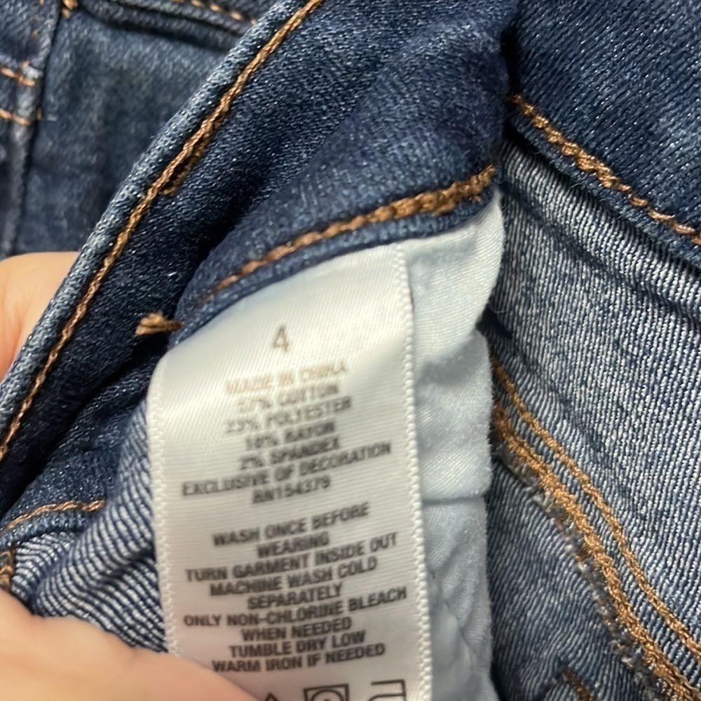 𝅺AEROPOSTALE- midi jean shorts - Picture 5 of 5
